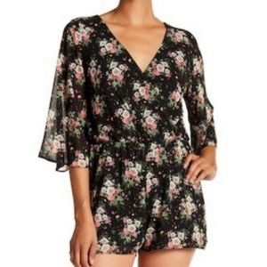 NEW EVERLY Shorts Romper Medium Sheer Floral Kimono Bell Sleeve Black